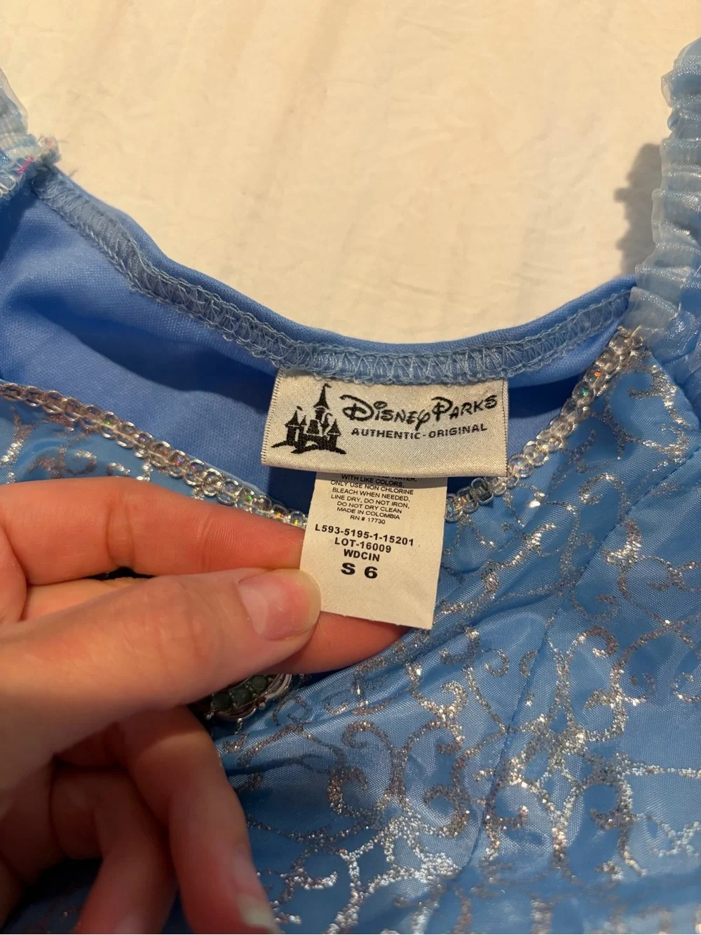 Disney Cinderella Light Blue Princess Ball Gown Costume for Kids size 6